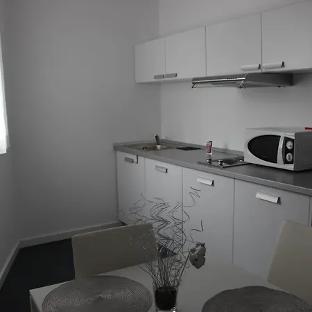 Living 3* Bucharest
