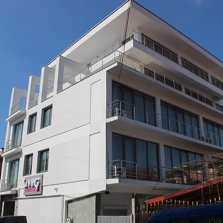 Living Apartmanhotel Bukarest