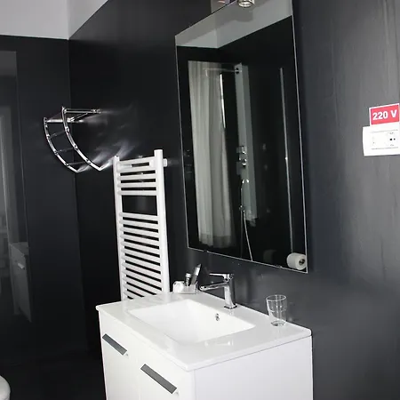 Living 3* Bucharest