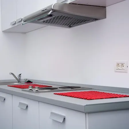 Living Aparthotel