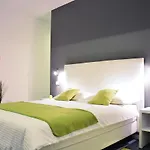 Hotel de apartamente Living 3*
