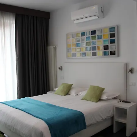 Living Apartahotel Bucarest