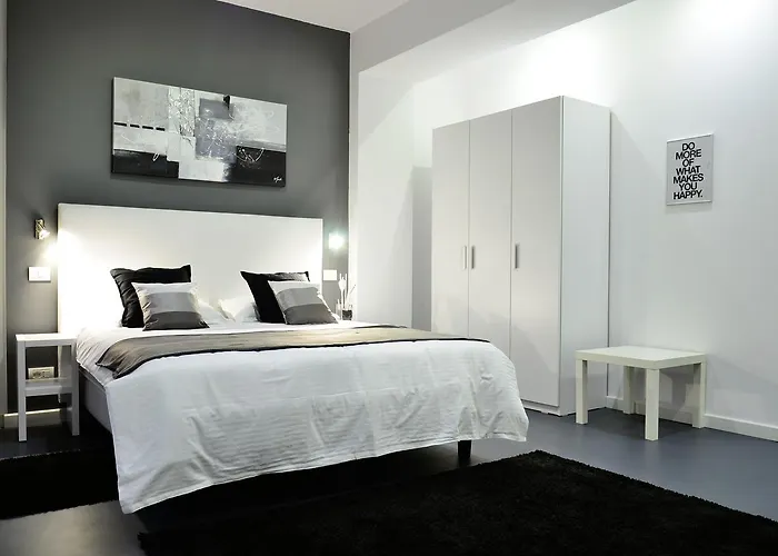 Living Aparthotel